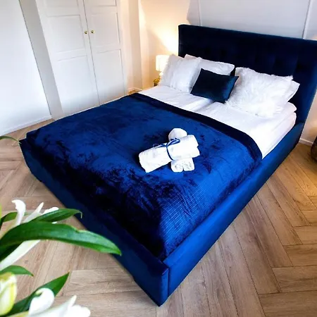 Bianco Blu Pod Jasną Górą. * Częstochowa